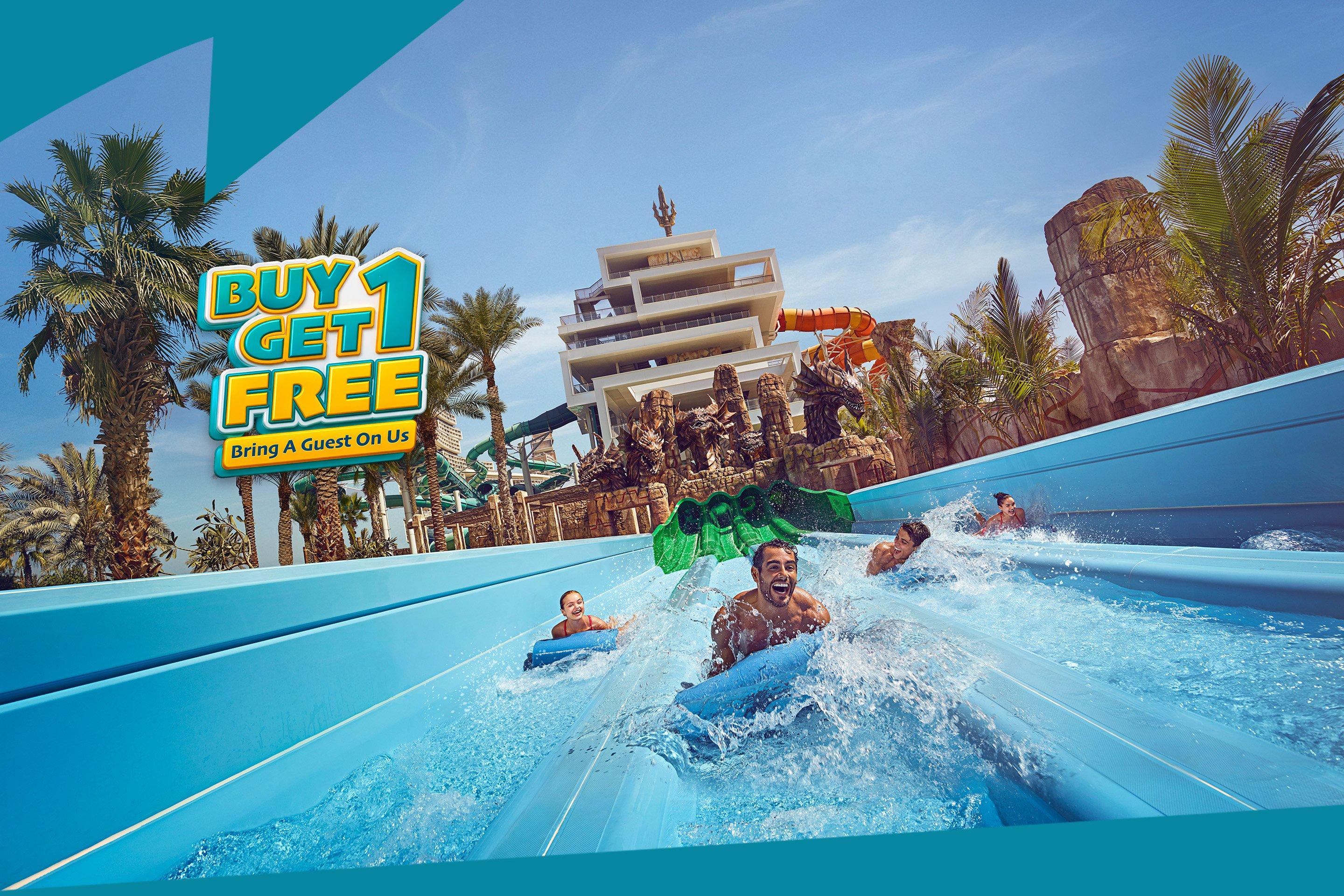 Couple Medusas Lair